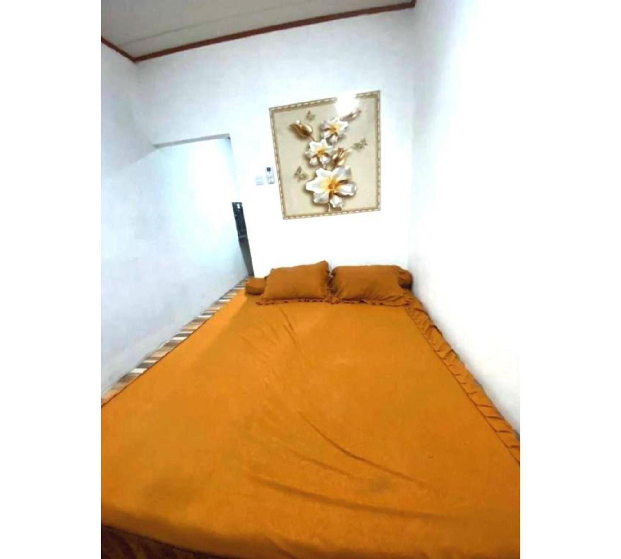 Express O 92147 Nia Residence Depok Exterior photo